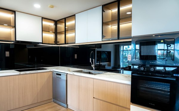 Transform your uk loft: stylish and cozy bedroom design ideas for the ultimate retreat